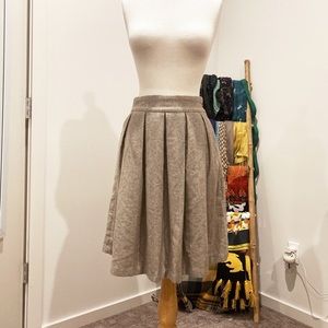 Come Toi Pleated wool skirt. Closet staple!